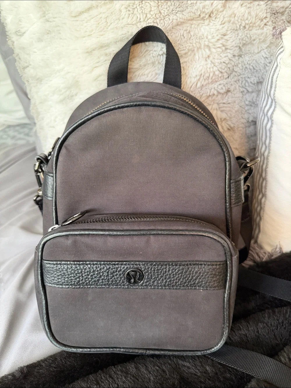 lululemon athletica now and always convertible bag mini
